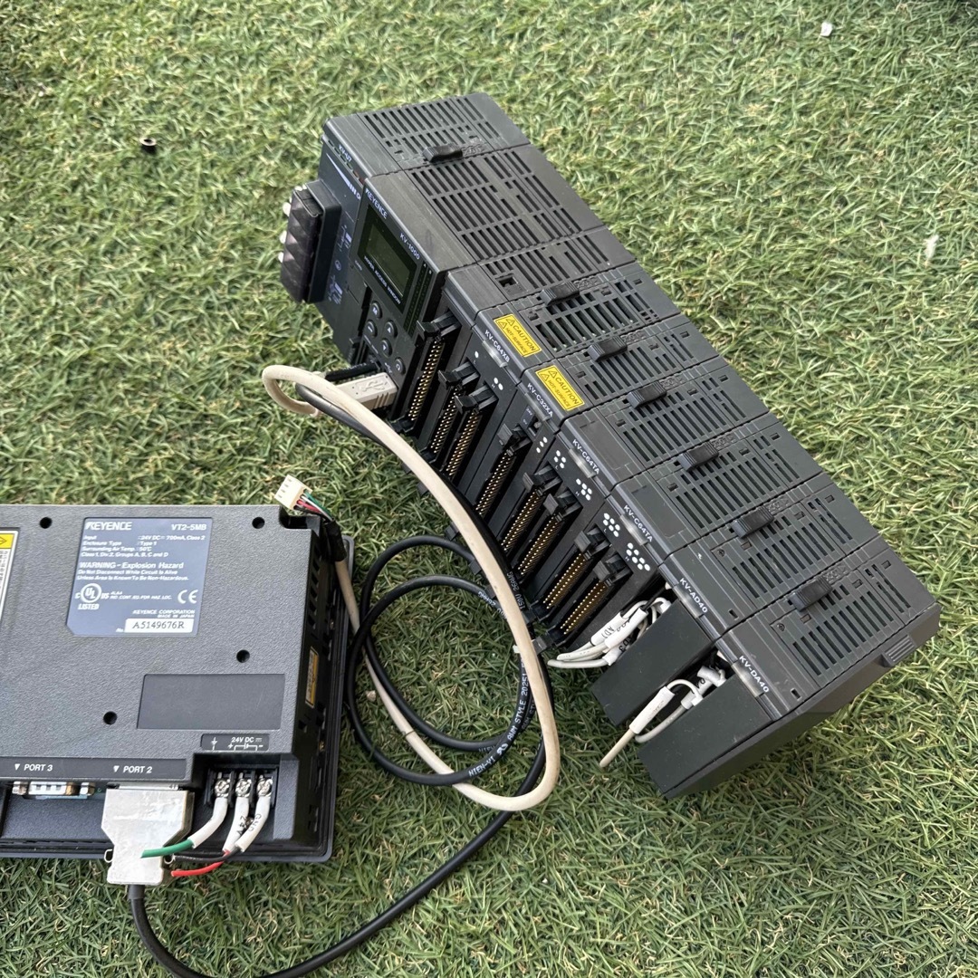 キーエンス PLC シーケンサー タッチパネル KV-1000 VT2-5MB キーエンス PLC シーケンサー タッチパネル KV-1000 VT2-5MB
