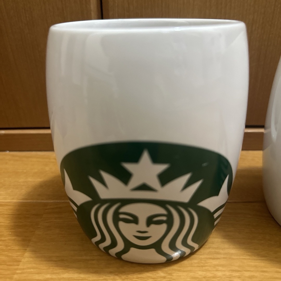Starbucks(スターバックス)のスターバックス 海外販売 激レア マグカップ 大 インテリア/住まい/日用品のキッチン/食器(グラス/カップ)の商品写真
