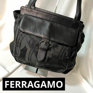 フェラガモ(Ferragamo)のFERRAGAMO フェラガモ ショルダー ナイロン ガンチーニ 擦れ傷 汚れ(トートバッグ)