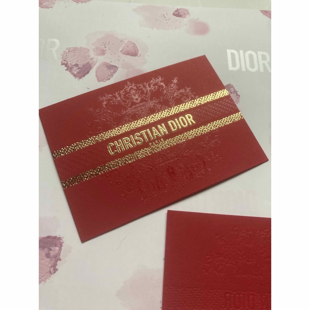 Christian Dior(クリスチャンディオール)のDIOR  シール＆缶バッジ  PINKCITY💙レア2set  売り切り💙 エンタメ/ホビーのコレクション(ノベルティグッズ)の商品写真