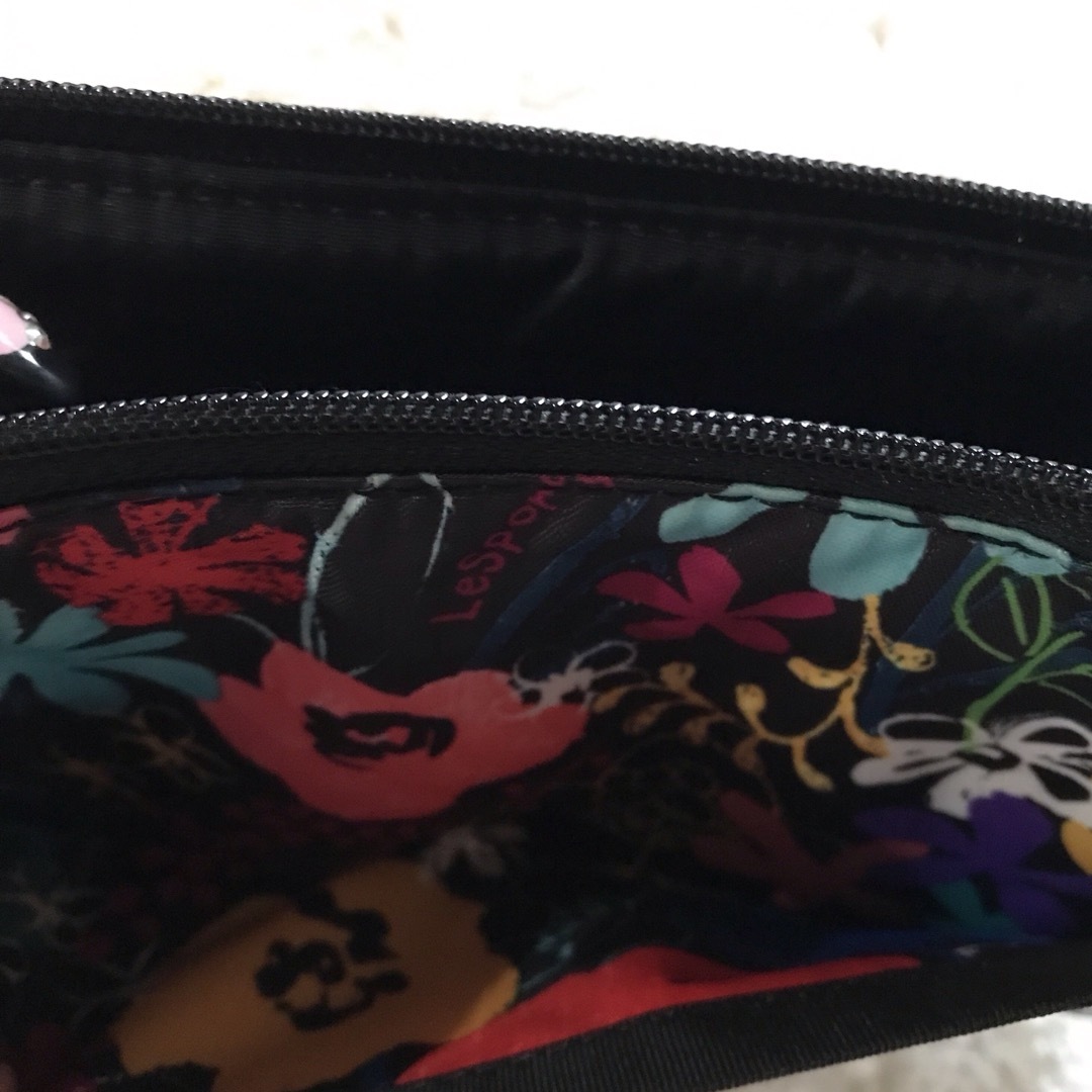 LeSportsac(レスポートサック)のレスポートサック財布 花柄 レディースのファッション小物(財布)の商品写真