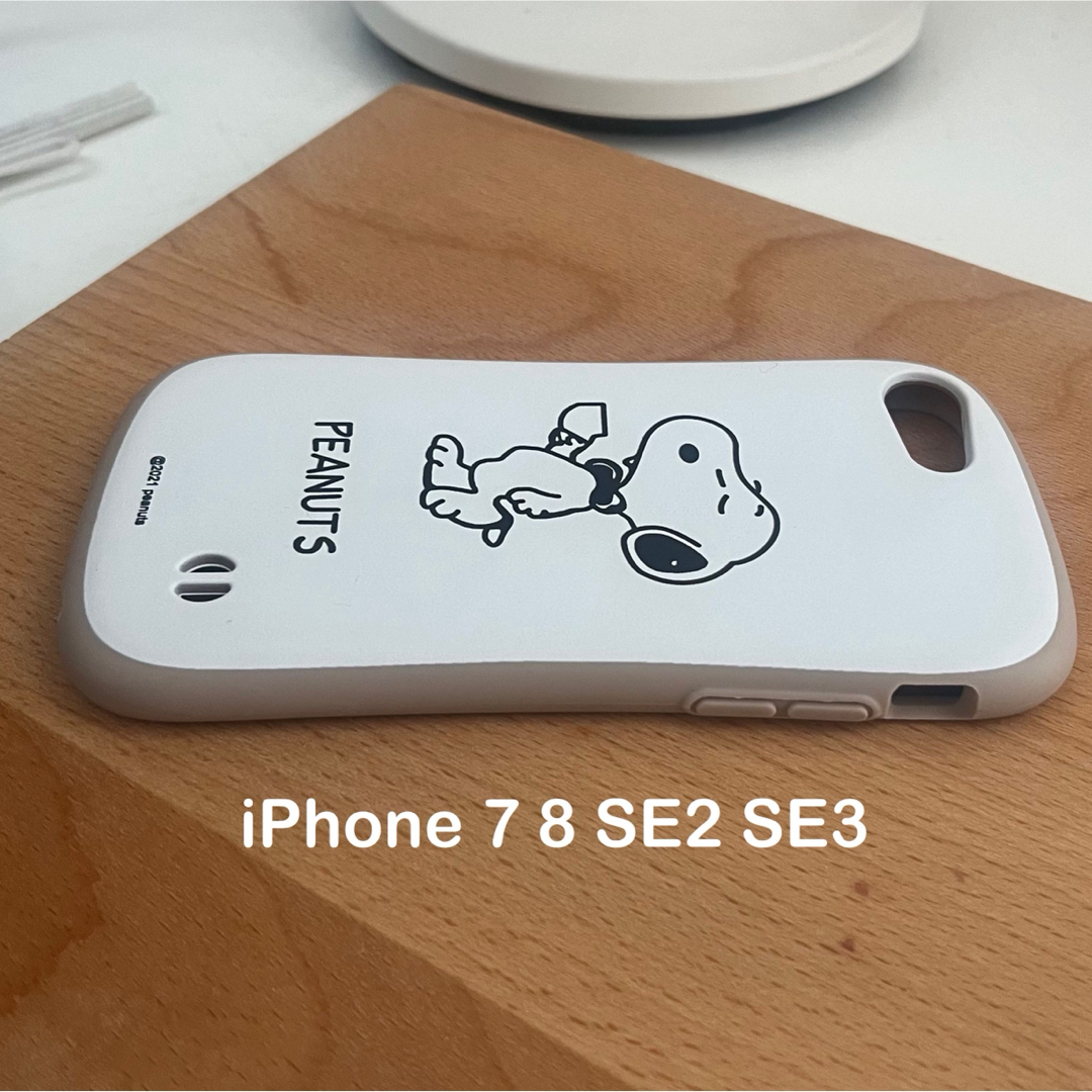 スヌーピー iPhoneケース iPhone78SE2 韓国 SNOOPY スマホ/家電/カメラのスマホアクセサリー(iPhoneケース)の商品写真