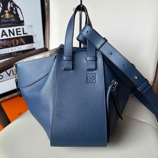 ロエベ(LOEWE)のLOEWE ハンモック　スモール　ネイビー　クラシックカーフ　ショルダー　ハンド(ショルダーバッグ)