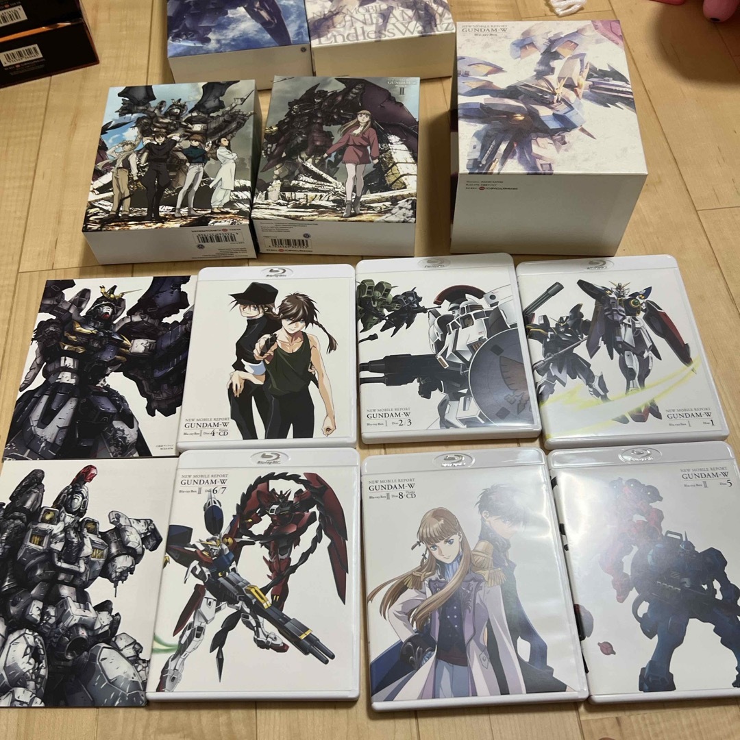 新機動戦記ガンダムW　Blu-ray　Box　1 2 Blu-ray