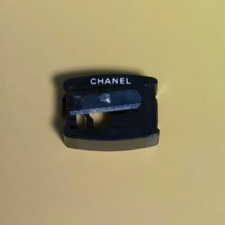 シャネル(CHANEL)のCHANEL　アイブローペンシル　シャープナー　ペンシル削り(その他)