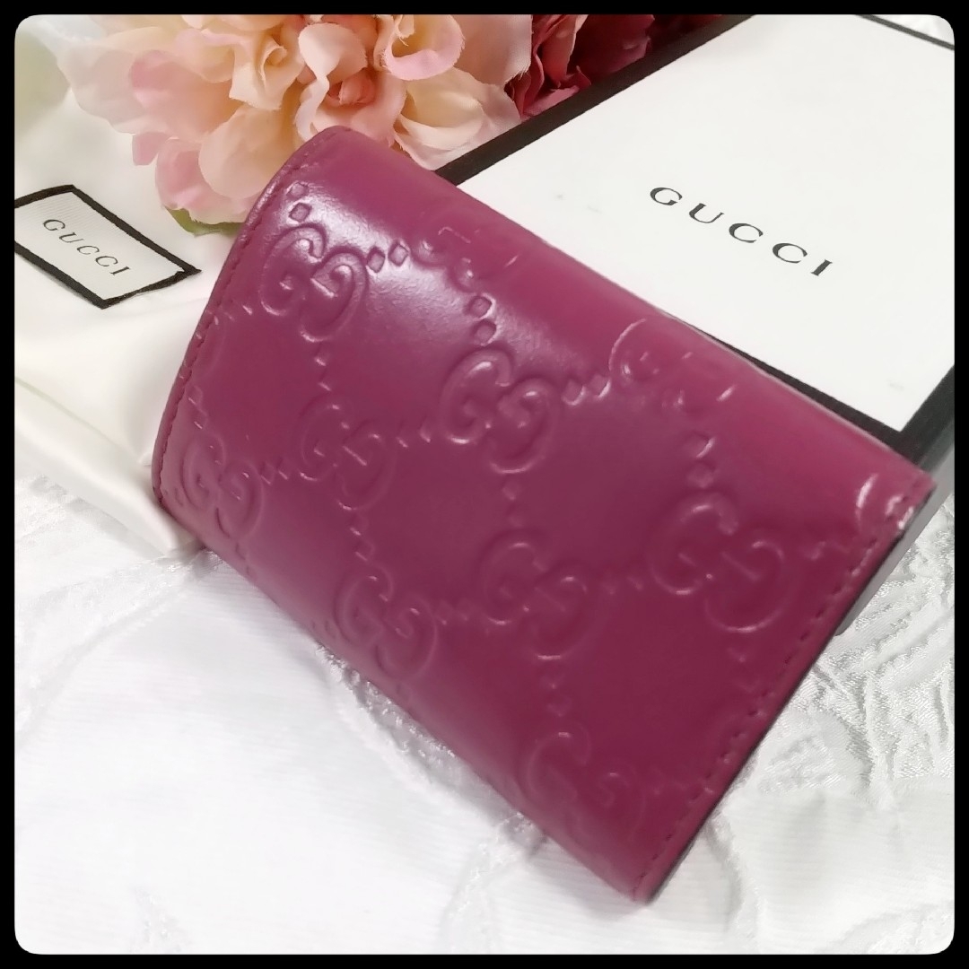 GUCCI - GUCCI グッチ 6連 キーケース GG 柄 シマ リボン GUCCI - GUCCI グッチ 6連 キーケース GG 柄 シマ リボン