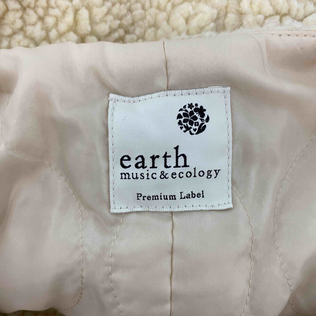 earth music & ecology(アースミュージックアンドエコロジー)のearth music & ecology アースミュージック&エコロジー レディース  ブルゾン ボア オフ Vジャケット レディースのジャケット/アウター(ブルゾン)の商品写真