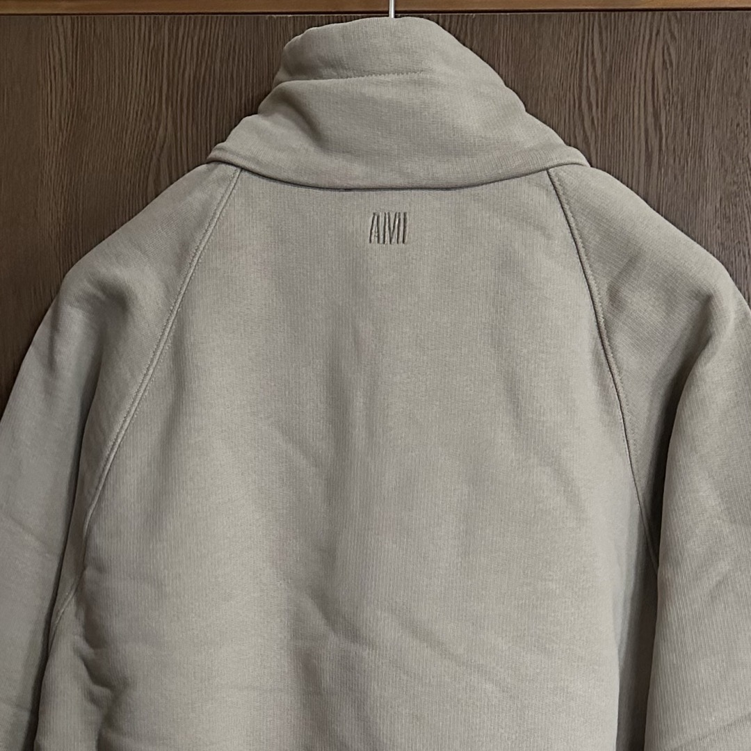 ami - 新品 AMI Paris グラフィック ハイネック ハーフジップ ami - 新品 AMI Paris グラフィック ハイネック ハーフジップ