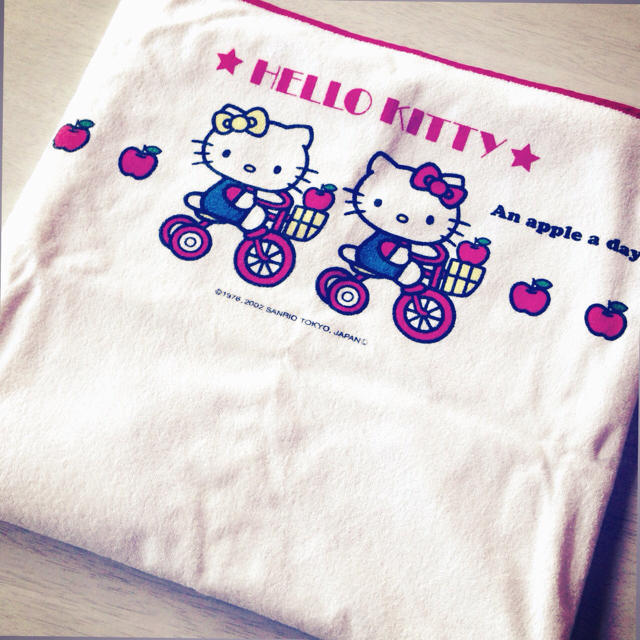 Hello kitty♡防水ベビーシーツ キッズ/ベビー/マタニティのキッズ/ベビー/マタニティ その他(その他)の商品写真