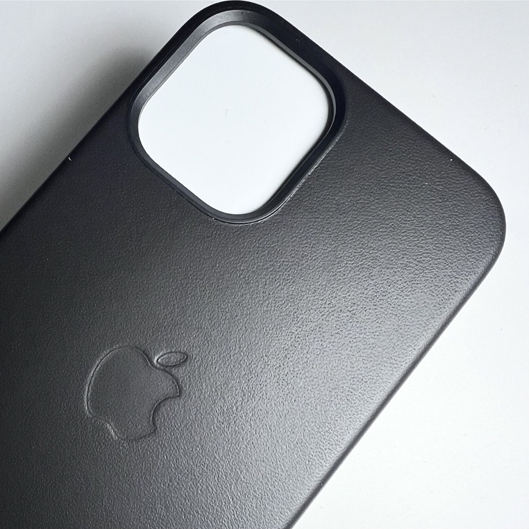 Apple(アップル)のアップル純正 iPhone 12 MINI レザーケース ブラックMagSafe スマホ/家電/カメラのスマホアクセサリー(iPhoneケース)の商品写真