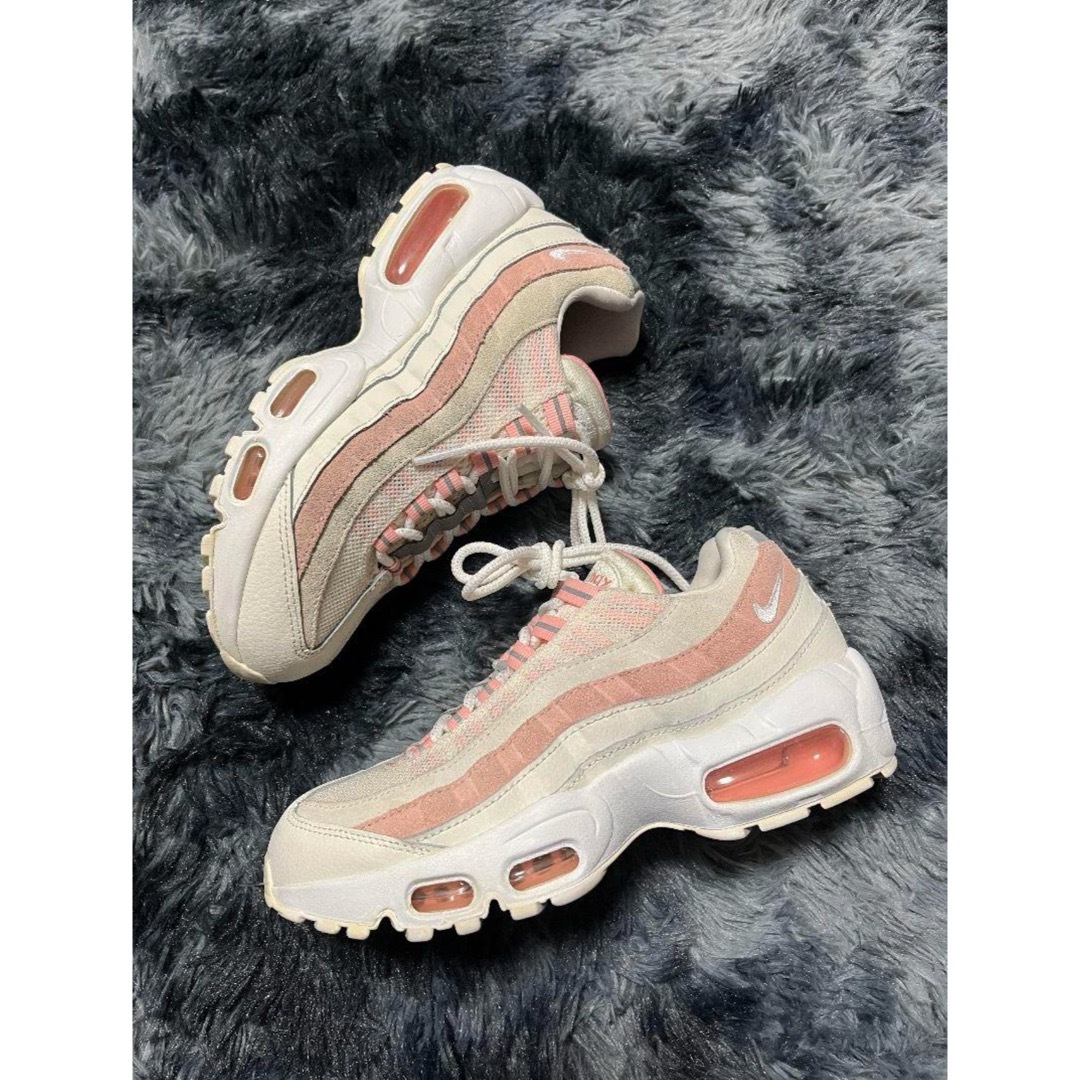 NIKE(ナイキ)の桜 NIKE ナイキ AIR MAX 95 307960-116 Coral  レディースの靴/シューズ(スニーカー)の商品写真