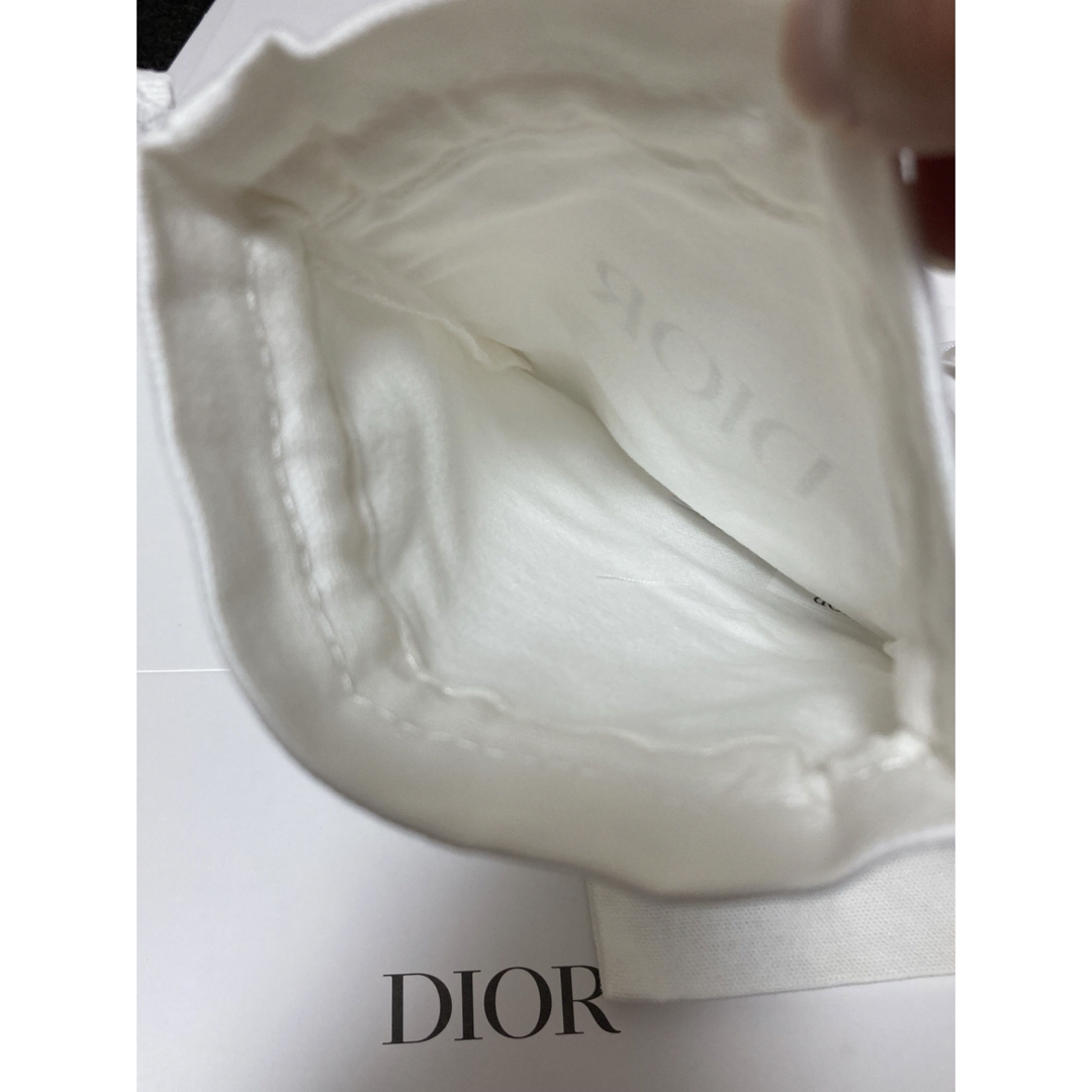 Christian Dior(クリスチャンディオール)の【新品未使用】 ディオール　ポーチ　ノベルティ巾着 レディースのファッション小物(ポーチ)の商品写真