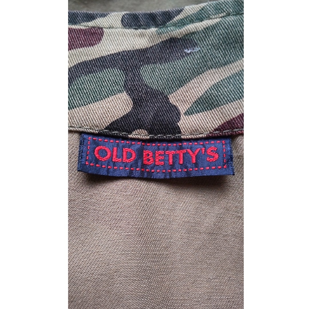 OLD BETTY'S(オールドベティーズ)のオールドベティーズ　カモフラスカート　ラップスカート　迷彩カモフラージュ　フリー レディースのスカート(ひざ丈スカート)の商品写真