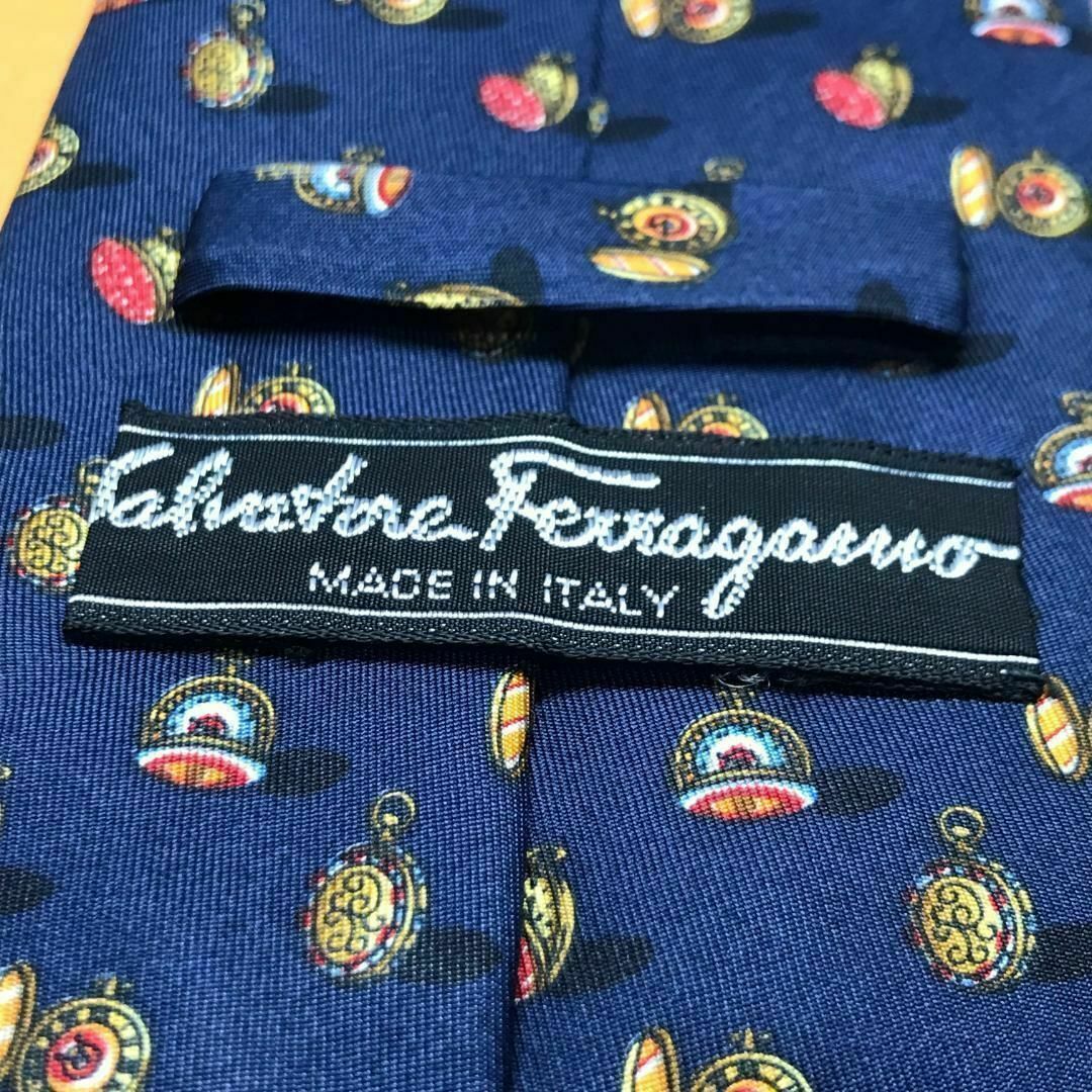 Salvatore Ferragamo(サルヴァトーレフェラガモ)の★ サルバトーレフェラガモ★ 有名 ブランド ネクタイ シルク ネイビーブルー メンズのファッション小物(ネクタイ)の商品写真