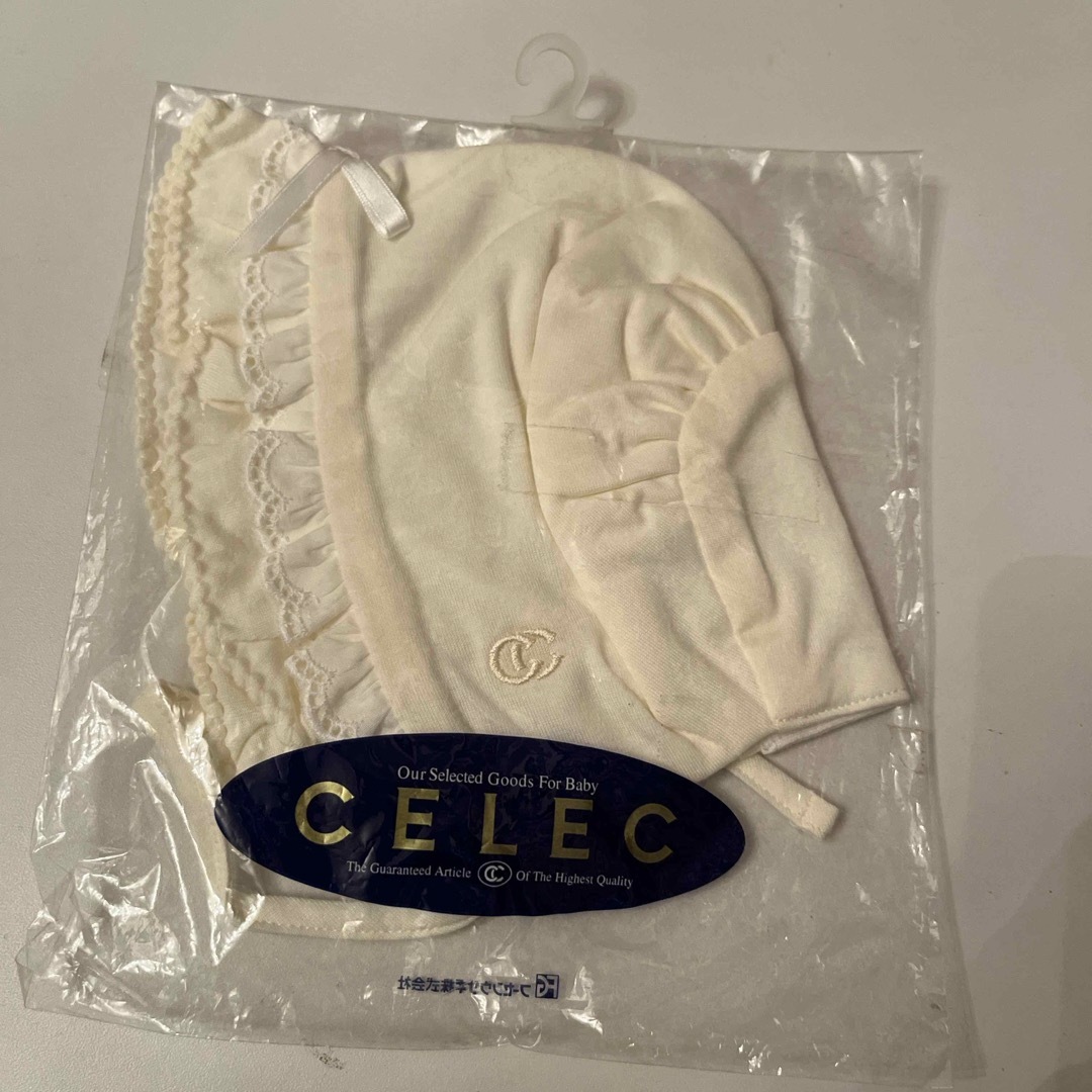 CELEC(セレク)の赤ちゃん用帽子　定価2730円　タグ付き キッズ/ベビー/マタニティのキッズ/ベビー/マタニティ その他(その他)の商品写真