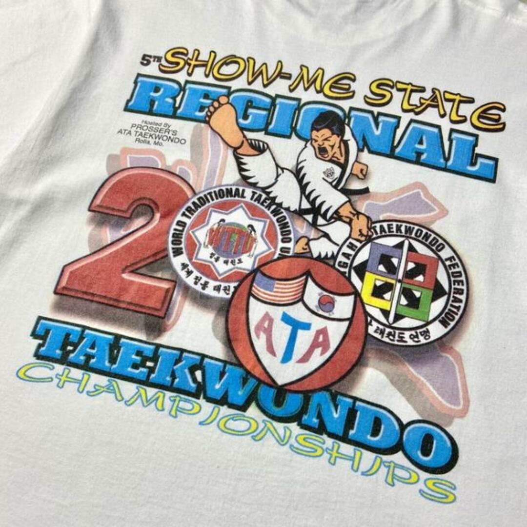 00年代 TAEKWONDO CHAMPIONSHIPS 2000 バックプリントTシャツ メンズL メンズのトップス(Tシャツ/カットソー(半袖/袖なし))の商品写真