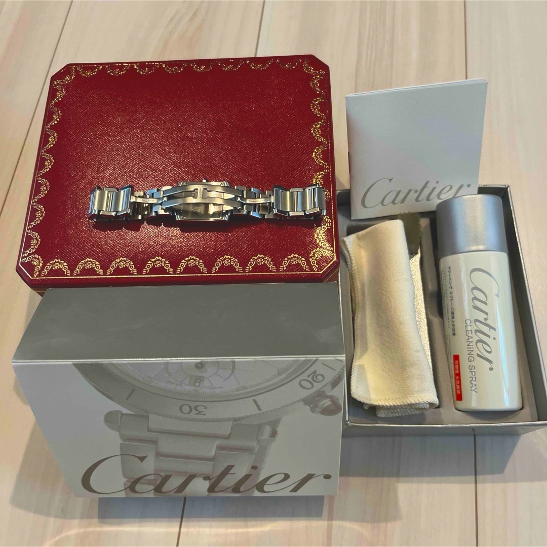 Cartier(カルティエ)のカルティエ　タンクフランセーズ SM  ラズベリー2006年クリスマス限定モデル レディースのファッション小物(腕時計)の商品写真
