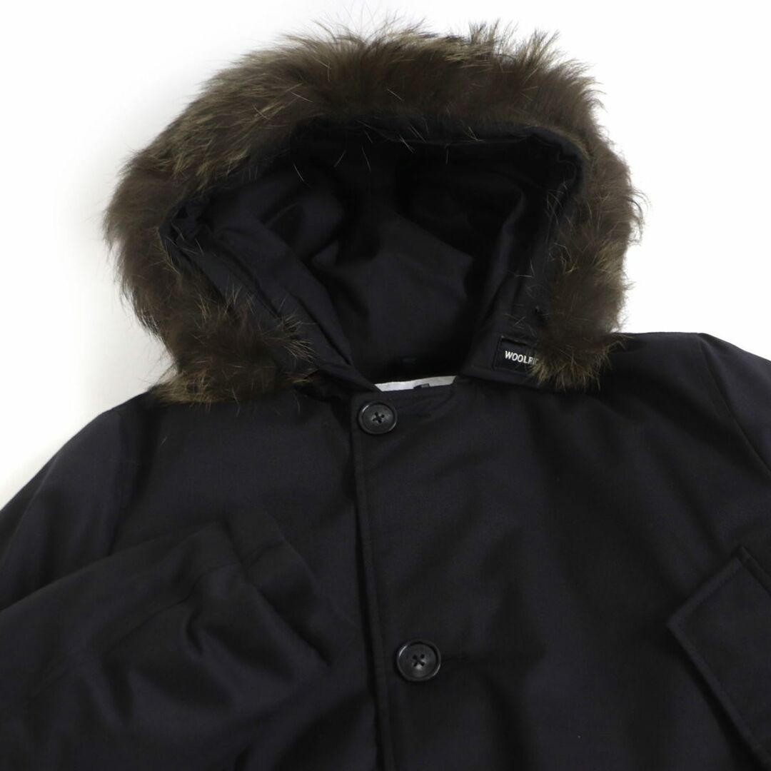 WOOLRICH(ウールリッチ)の未使用品□ウールリッチ トゥモローランド WOOU0384 WZIP ロゴボタン ファーフーデッド ダウンジャケット 黒 S～Mサイズ相当 細身 正規品　t15-st30227-264 メンズのジャケット/アウター(ダウンジャケット)の商品写真