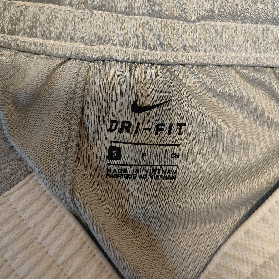 NIKE(ナイキ)のNIKE DRY-FIT ハーフパンツ キッズ/ベビー/マタニティのキッズ服男の子用(90cm~)(パンツ/スパッツ)の商品写真