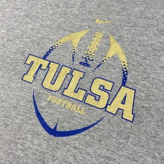 ナイキ(NIKE)の00年代 NIKE TEAM ナイキ TULSA FOOTBALL カレッジ チーム Tシャツ メンズ2XL(Tシャツ/カットソー(半袖/袖なし))