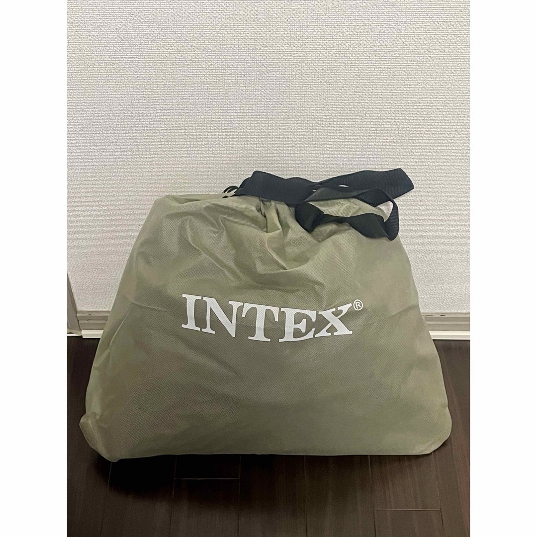 ★★ 中古 ★ Intexエアーベッド ★ シングル ★ 内蔵ポンプ ★★ インテリア/住まい/日用品のベッド/マットレス(シングルベッド)の商品写真