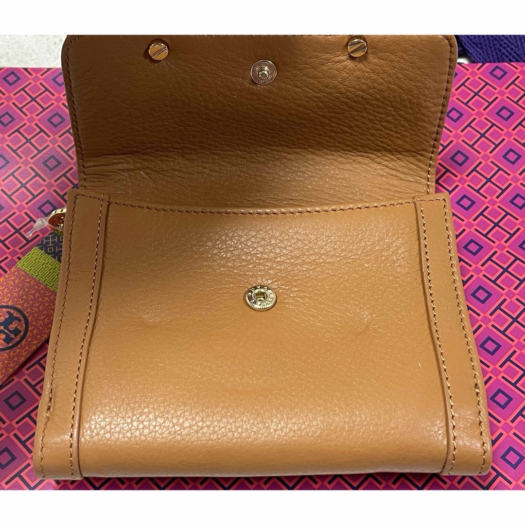 【新品未使用タグ付】TORY BURCH トリーバーチ 二つ折り財布 キャメル