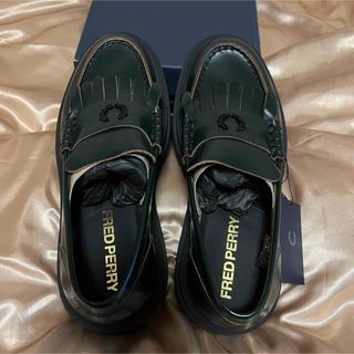 FRED PERRY(ローファー/革靴)のフリマアイテム一覧 FRED PERRY(ローファー/革靴)のフリマアイテム一覧