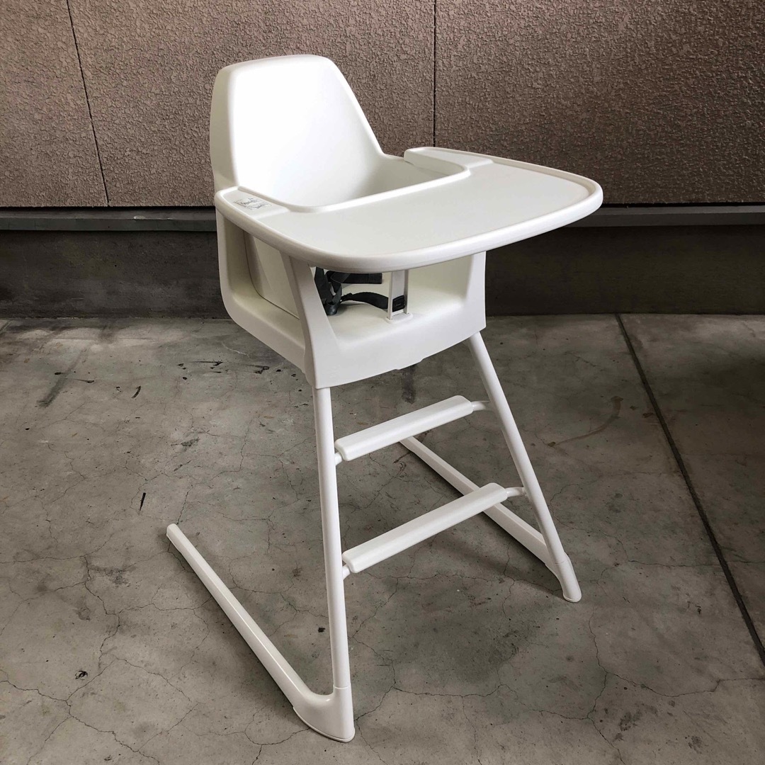 IKEA(イケア)のIKEA LANGUR BABY CHAIR シートシェル & トレイ セット キッズ/ベビー/マタニティの寝具/家具(その他)の商品写真