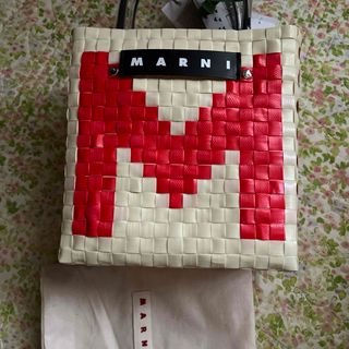 マルニ(Marni)のmarni marnimarket ミニバスケットバッグ(かごバッグ/ストローバッグ)