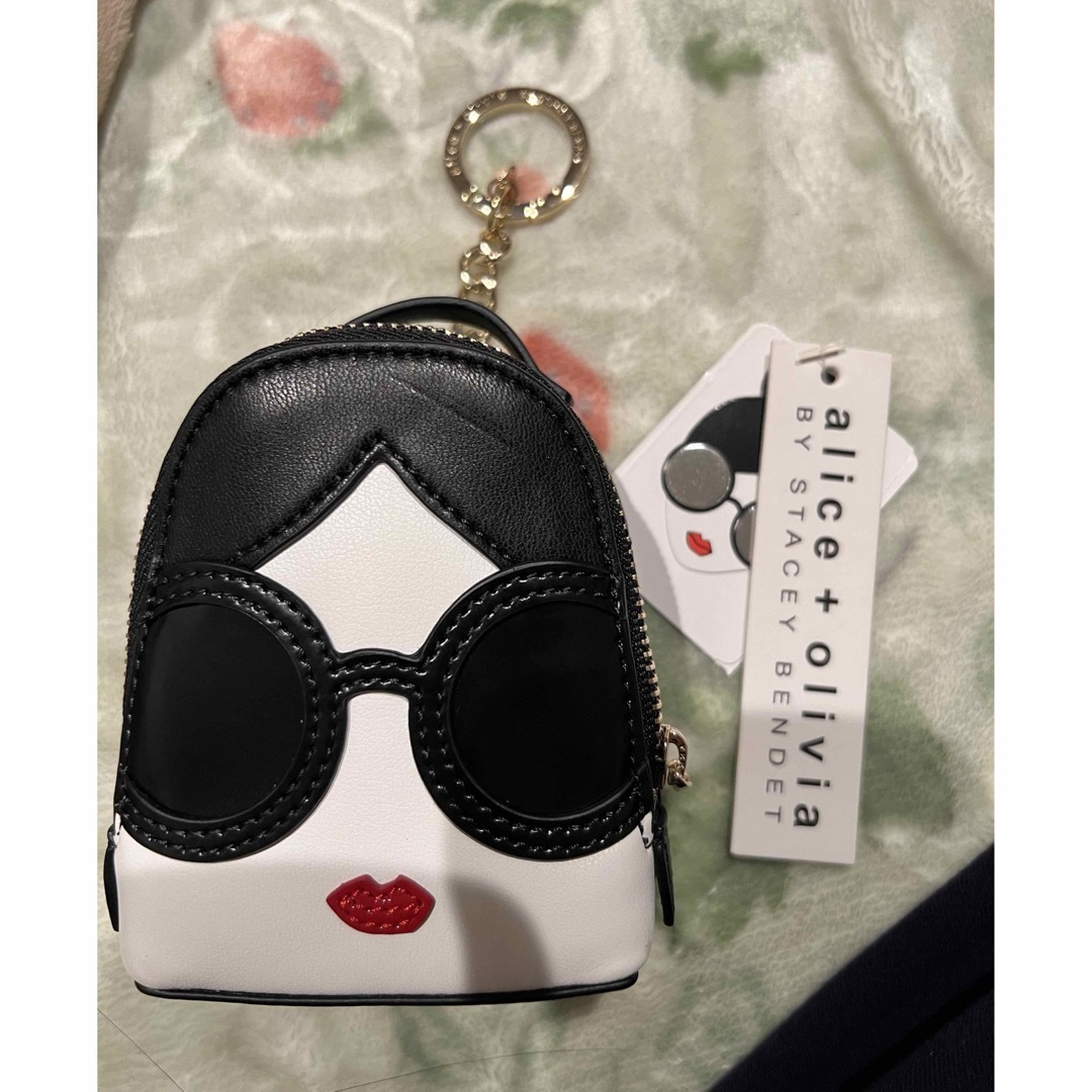 Alice+Olivia(アリスアンドオリビア)のアリスオリビアバックチャーム レディースのファッション小物(キーホルダー)の商品写真