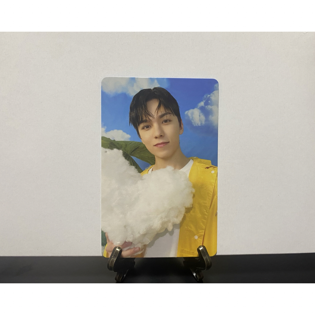 SEVENTEEN(セブンティーン)のSEVENTEEN VERNON 【HEAVEN】トレカ エンタメ/ホビーのCD(K-POP/アジア)の商品写真