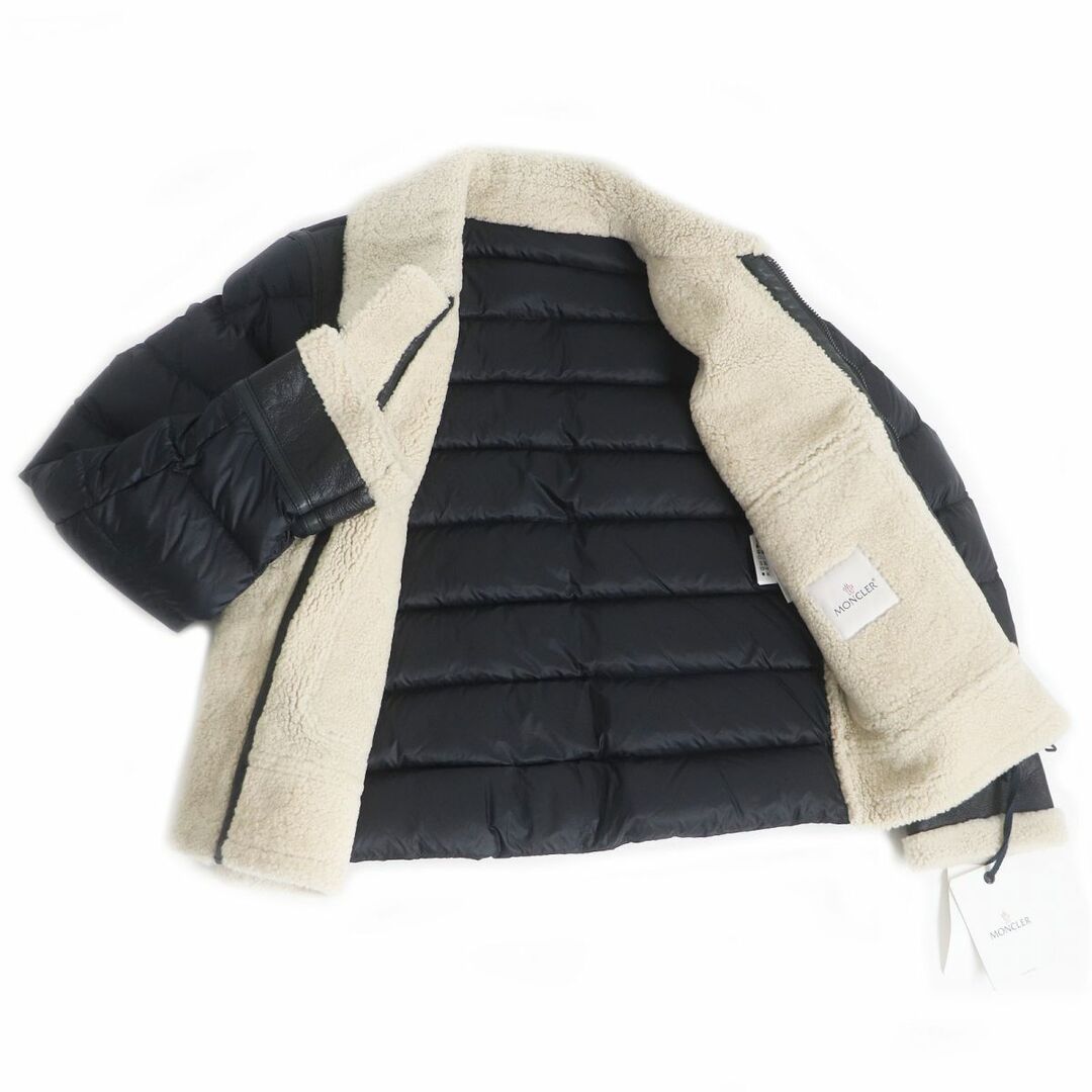 MONCLER(モンクレール)の極美品□MONCLER/モンクレール LAREDO GIUBBOTTO ナイロン切替 WZIP レザー ムートンダウンジャケット/パファージャケット ブラック  2 メンズのジャケット/アウター(ダウンジャケット)の商品写真