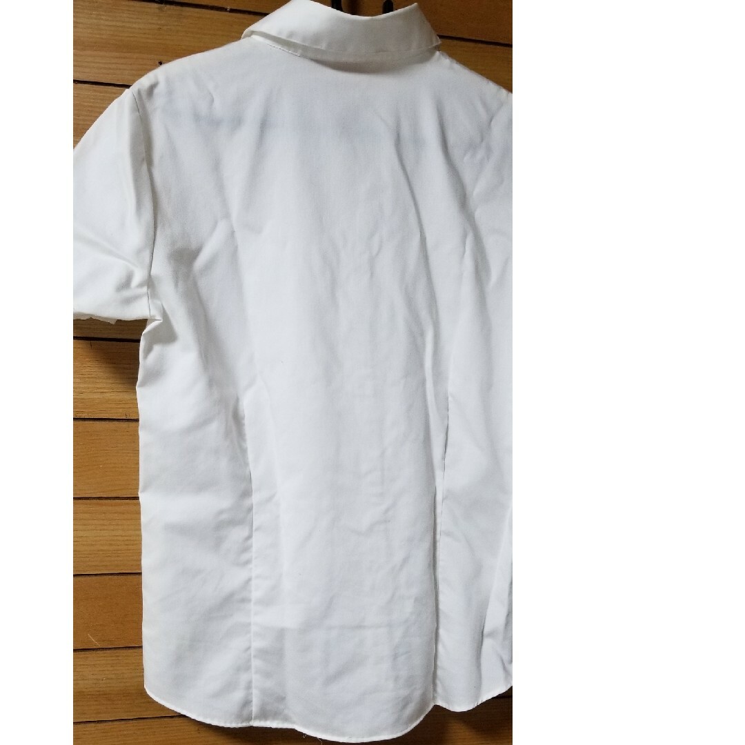 青山(アオヤマ)のリクルート、フォーマル用の白シャツ レディースのトップス(シャツ/ブラウス(半袖/袖なし))の商品写真