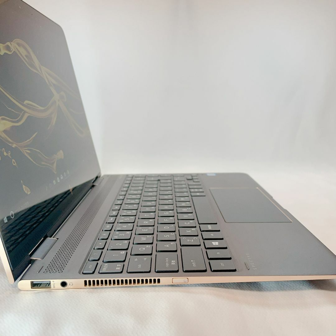 HP(ヒューレットパッカード)の【美品・新品バッテリー】hp Spectre X360 16GB SSD1TB スマホ/家電/カメラのPC/タブレット(ノートPC)の商品写真