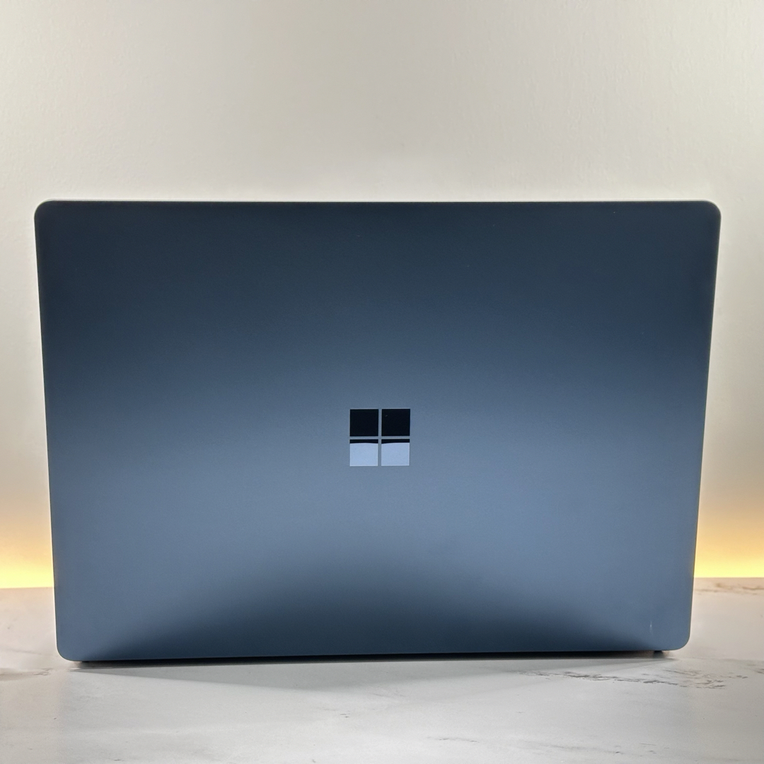 Microsoft(マイクロソフト)の超美　コバルトブルー　Surface Laptop3 i7 16 SSD 256 スマホ/家電/カメラのPC/タブレット(ノートPC)の商品写真