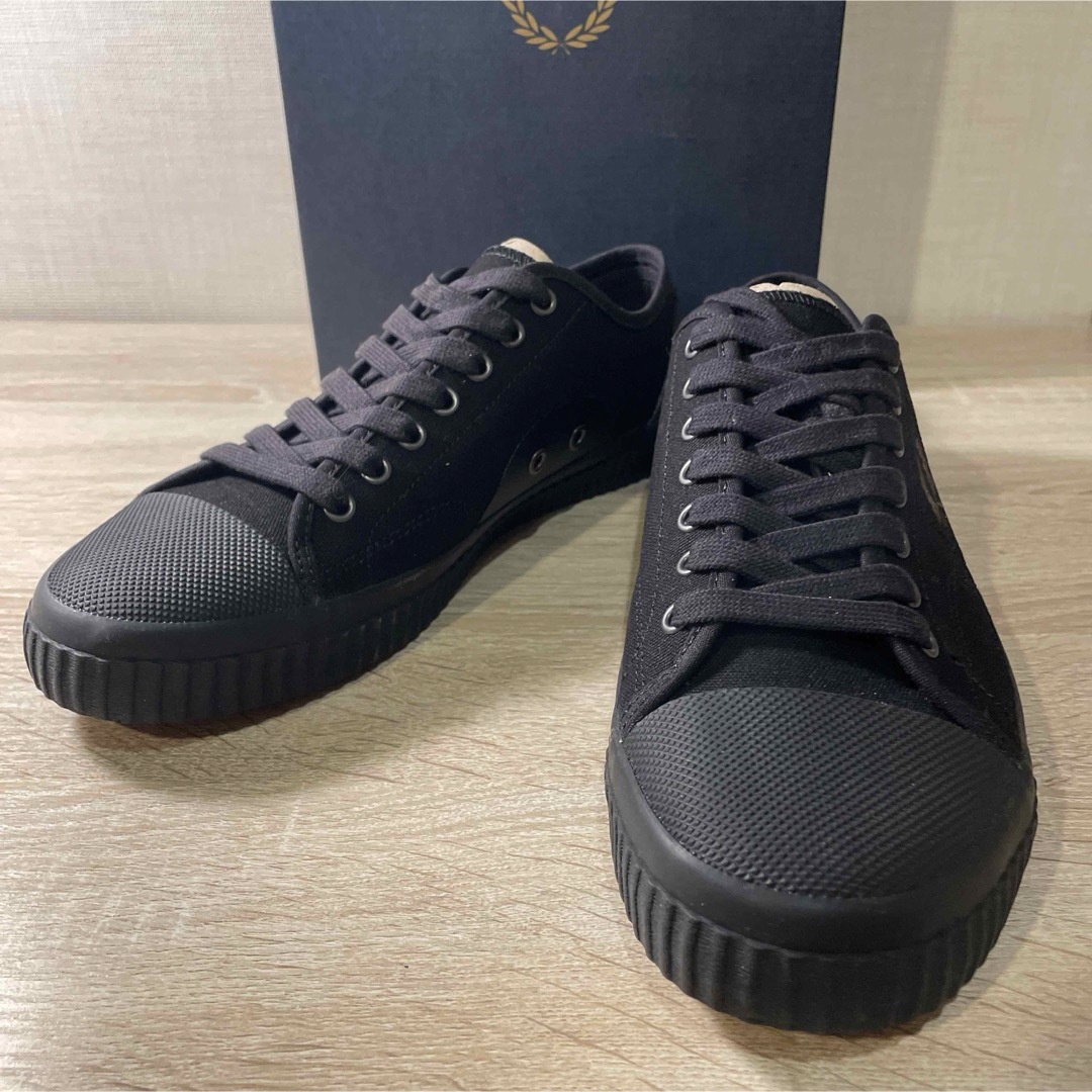 FRED PERRY(フレッドペリー)の新品！フレッドペリー Hughes Low Canvas Sneaker UK9 メンズの靴/シューズ(スニーカー)の商品写真