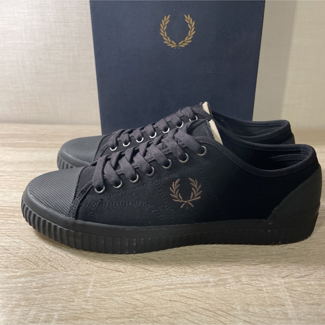 FRED PERRY(フレッドペリー)の新品！フレッドペリー Hughes Low Canvas Sneaker UK9 メンズの靴/シューズ(スニーカー)の商品写真