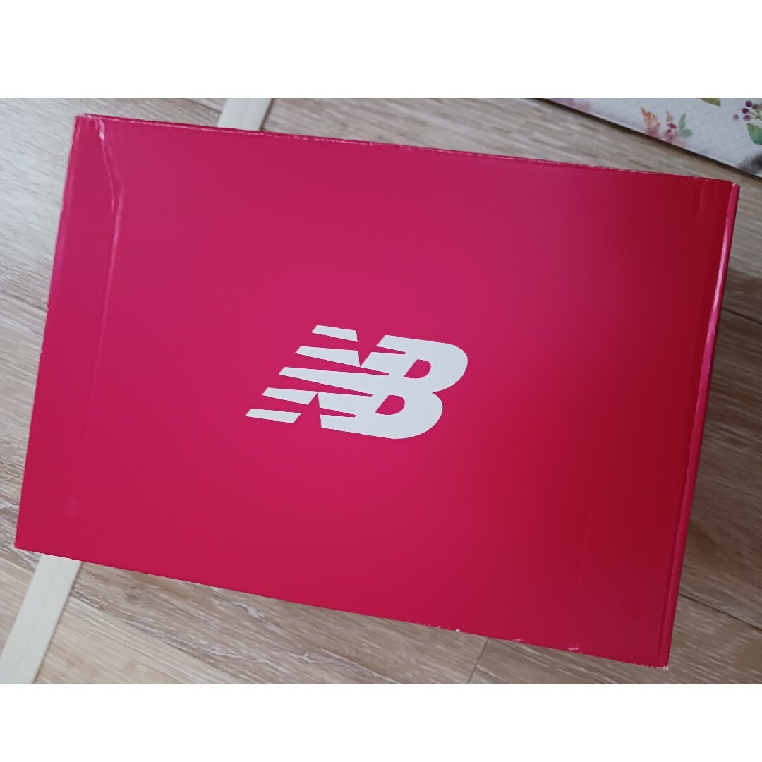 New Balance(ニューバランス)のニューバランス　空箱 レディースの靴/シューズ(スニーカー)の商品写真