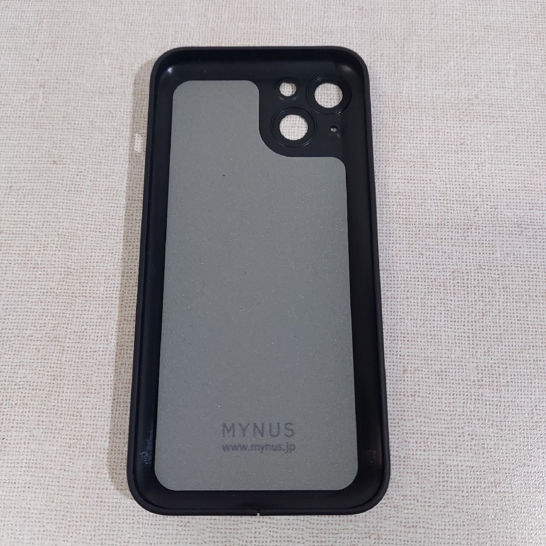 アンドデザイン iPhone 13用極薄ミニマルデザインケース MYNUS マ… スマホ/家電/カメラのスマホアクセサリー(モバイルケース/カバー)の商品写真