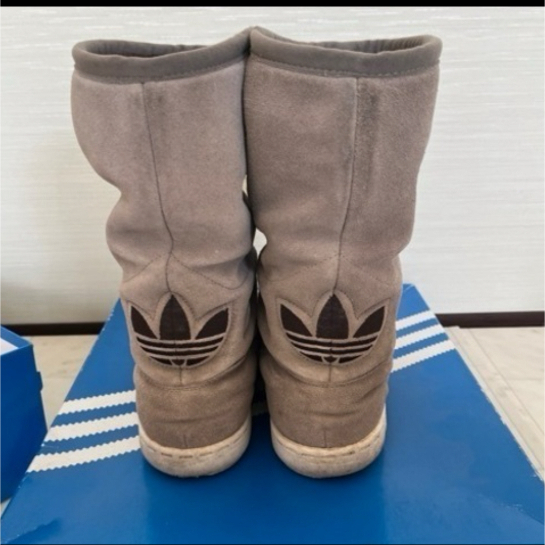 adidas(アディダス)のadidas original  ムートンブーツ レディースの靴/シューズ(ブーツ)の商品写真