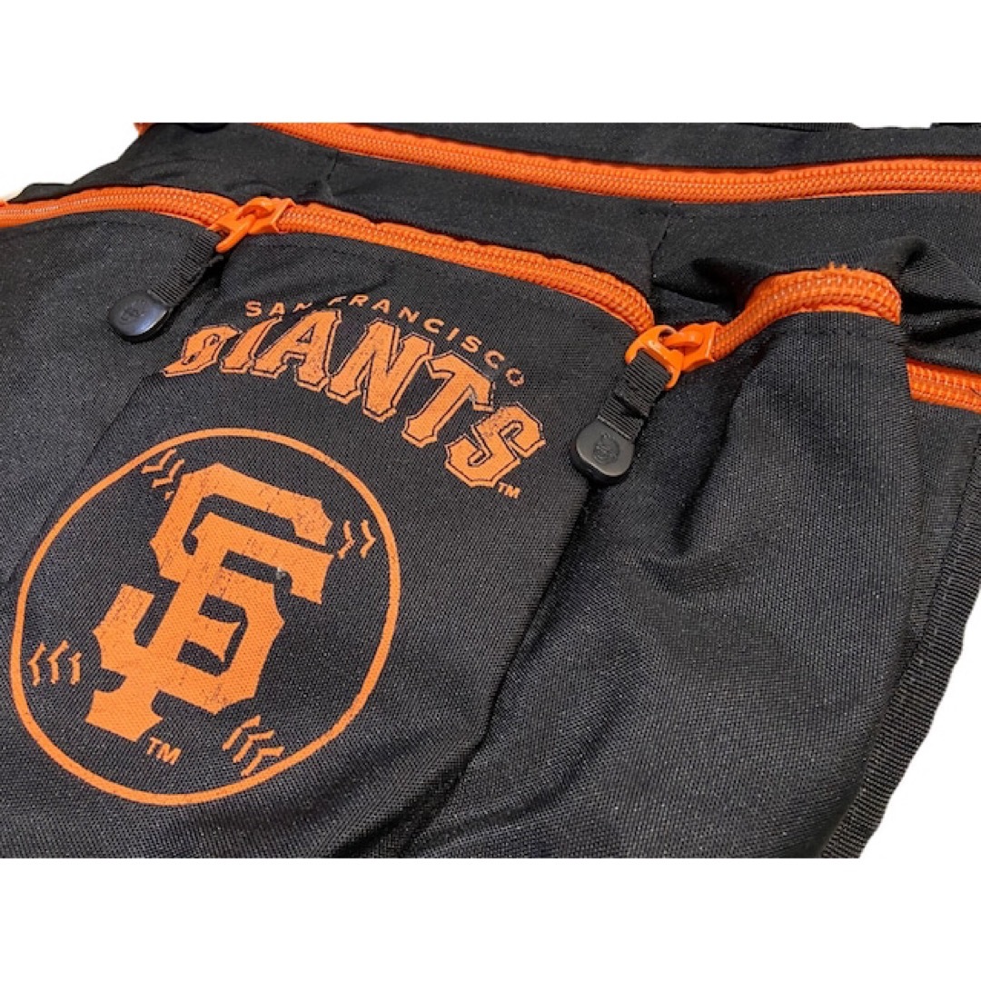 MLB(メジャーリーグベースボール)のY2K ビンテージ MLB SF GIANTS テクニカル ワンショルダーバッグ メンズのバッグ(ショルダーバッグ)の商品写真