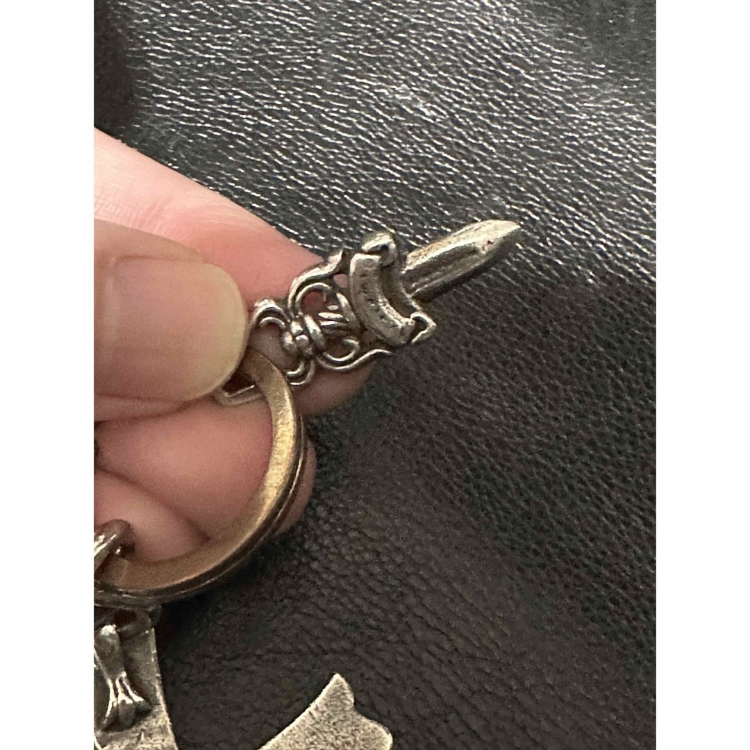 Chrome Hearts(クロムハーツ)のChrome Hearts ラージ クロス ダガー キーリング クロムハーツ メンズのファッション小物(キーホルダー)の商品写真