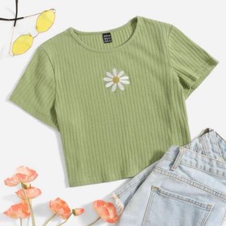 シーイン(SHEIN)のSHEIN デイジー 刺繍 リブニット Tシャツ(Tシャツ(半袖/袖なし))