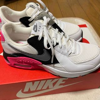 ナイキ(NIKE)のNIKE エアマックス　エクシー(スニーカー)