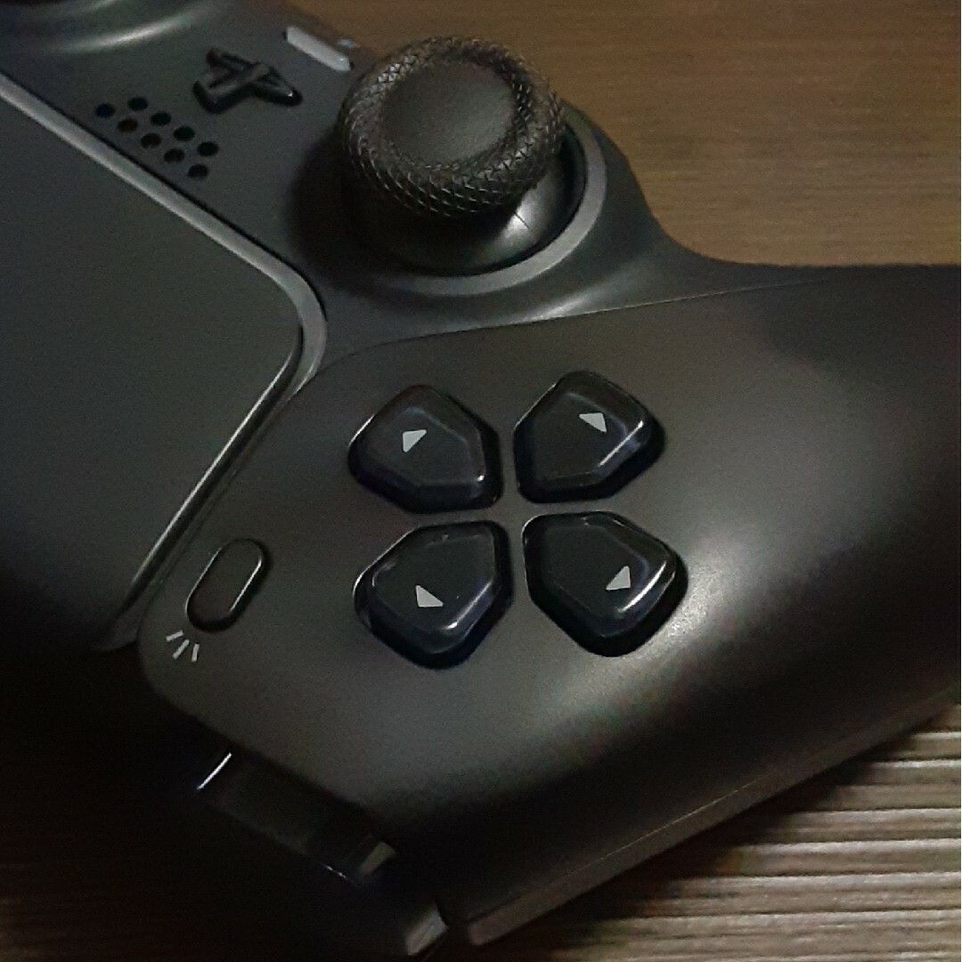 PlayStation(プレイステーション)のPS5 コントローラー　純正　デュアルセンス　DualSense エンタメ/ホビーのゲームソフト/ゲーム機本体(その他)の商品写真