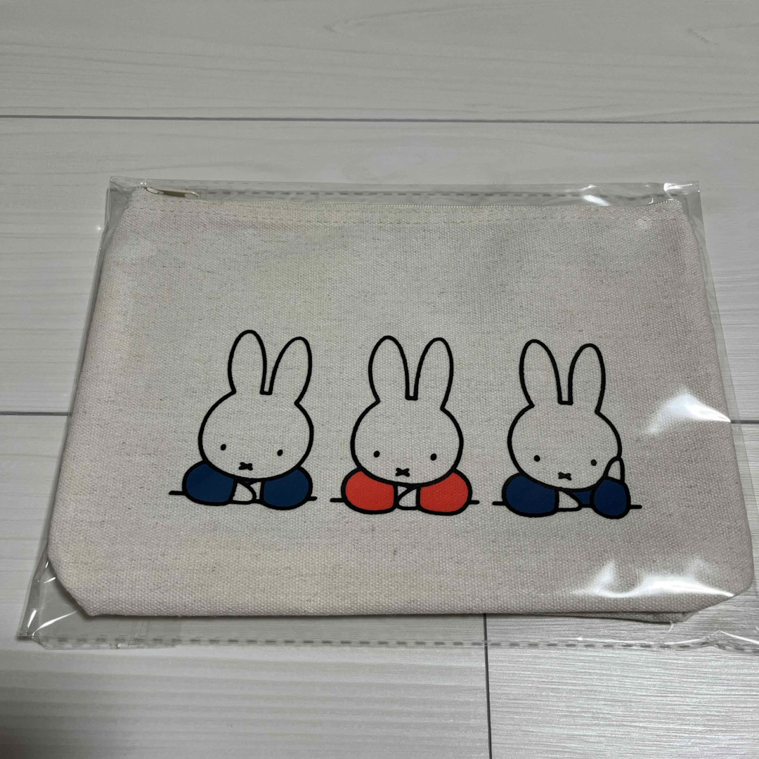 miffy(ミッフィー)のミッフィーポーチ☆雑誌付録 エンタメ/ホビーのおもちゃ/ぬいぐるみ(キャラクターグッズ)の商品写真