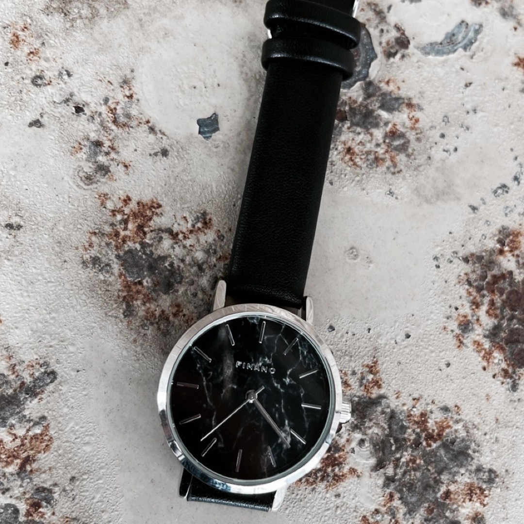 マーブル 大理石 文字盤 アナログ時計  メンズの時計(腕時計(アナログ))の商品写真