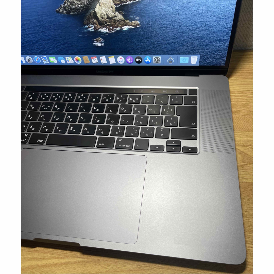 美品　Macbook Pro 2019 Corei9 Ssd1Tb ① スマホ/家電/カメラのPC/タブレット(ノートPC)の商品写真