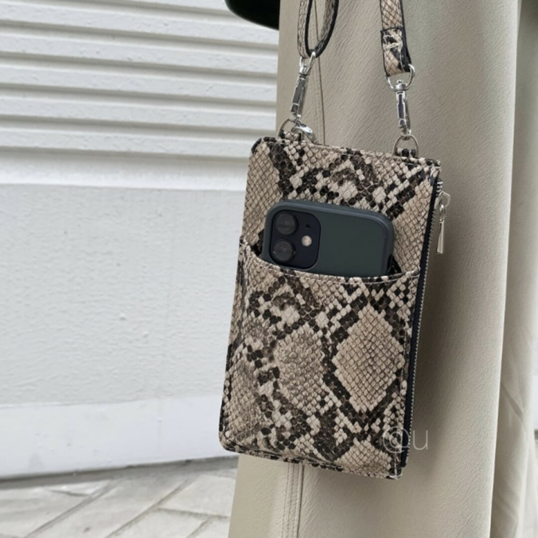 マルチ ミニ ポシェット パイソン シンプル レディース メンズ ウォレット レディースのバッグ(ショルダーバッグ)の商品写真