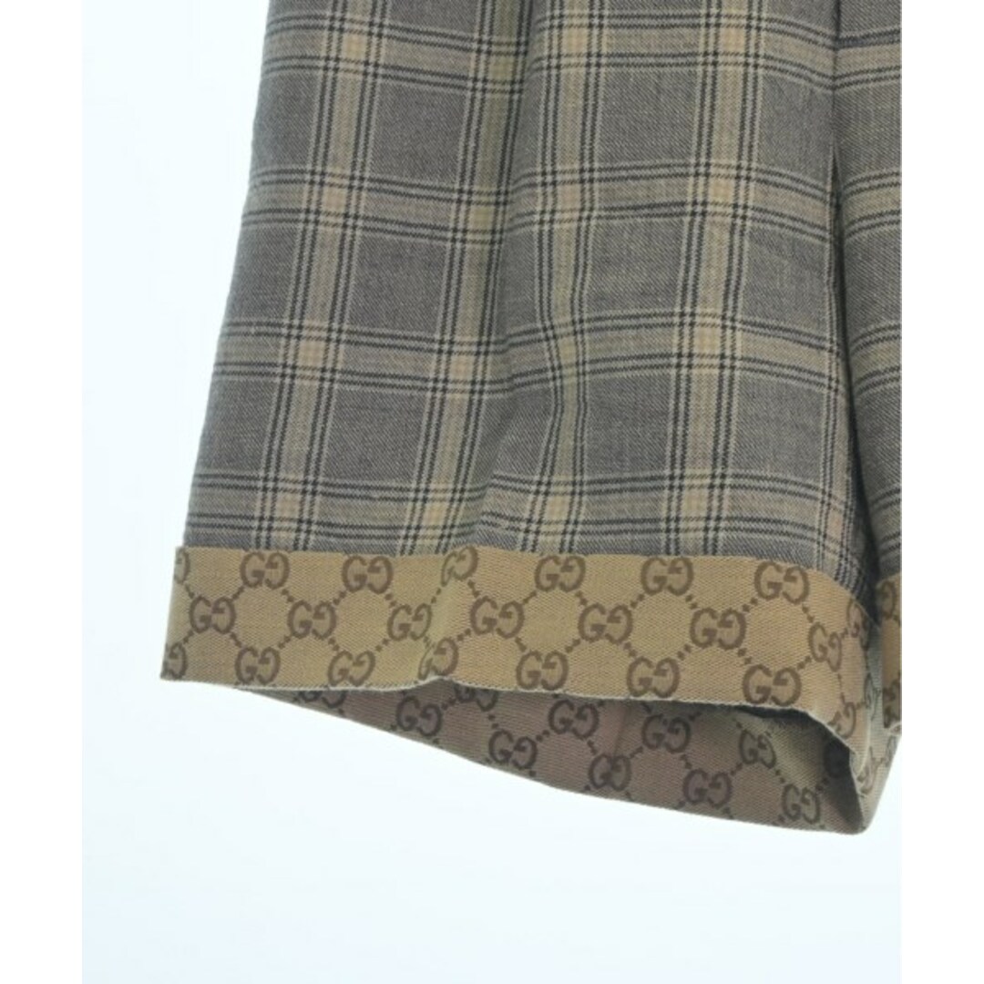 Gucci(グッチ)のGUCCI ショートパンツ 36(XS位) グレー系xベージュ系(チェック) 【古着】【中古】 レディースのパンツ(ショートパンツ)の商品写真